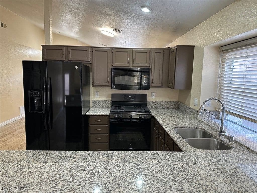 2113 Feather Bush Street photo 3