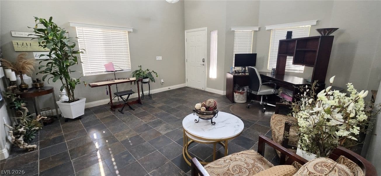 184 Red Arches Court photo 4