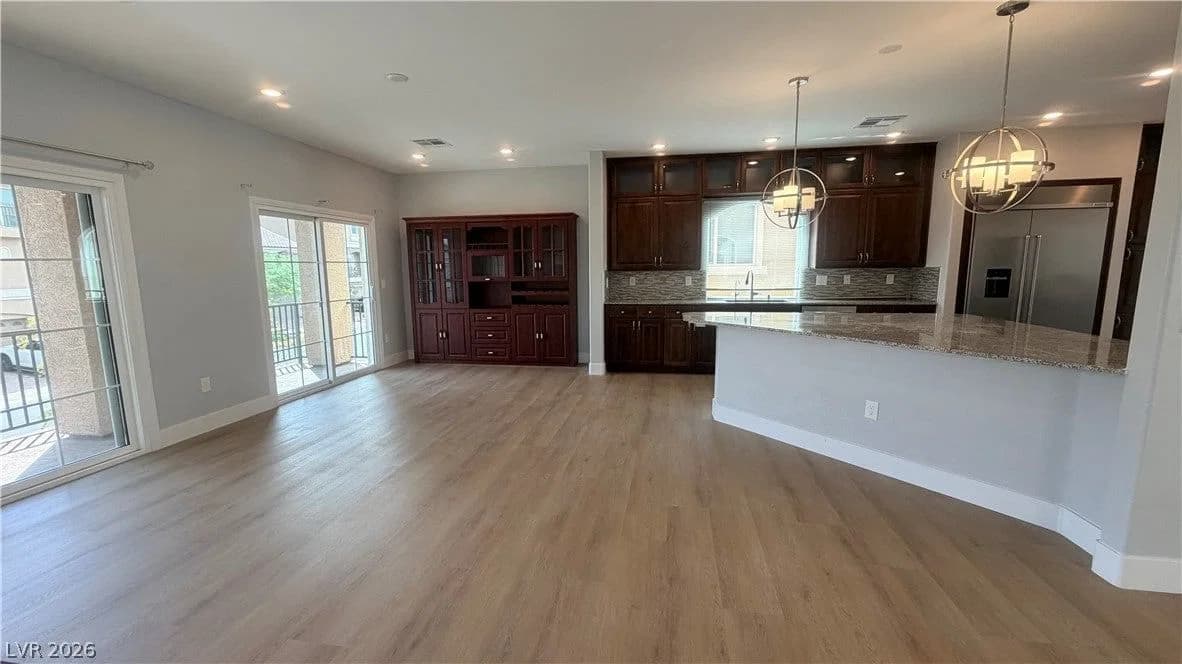 5718 Woodchester Avenue photo 5