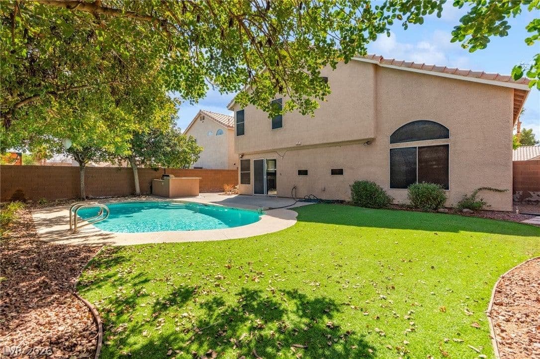9034 Trombone Lane photo 4