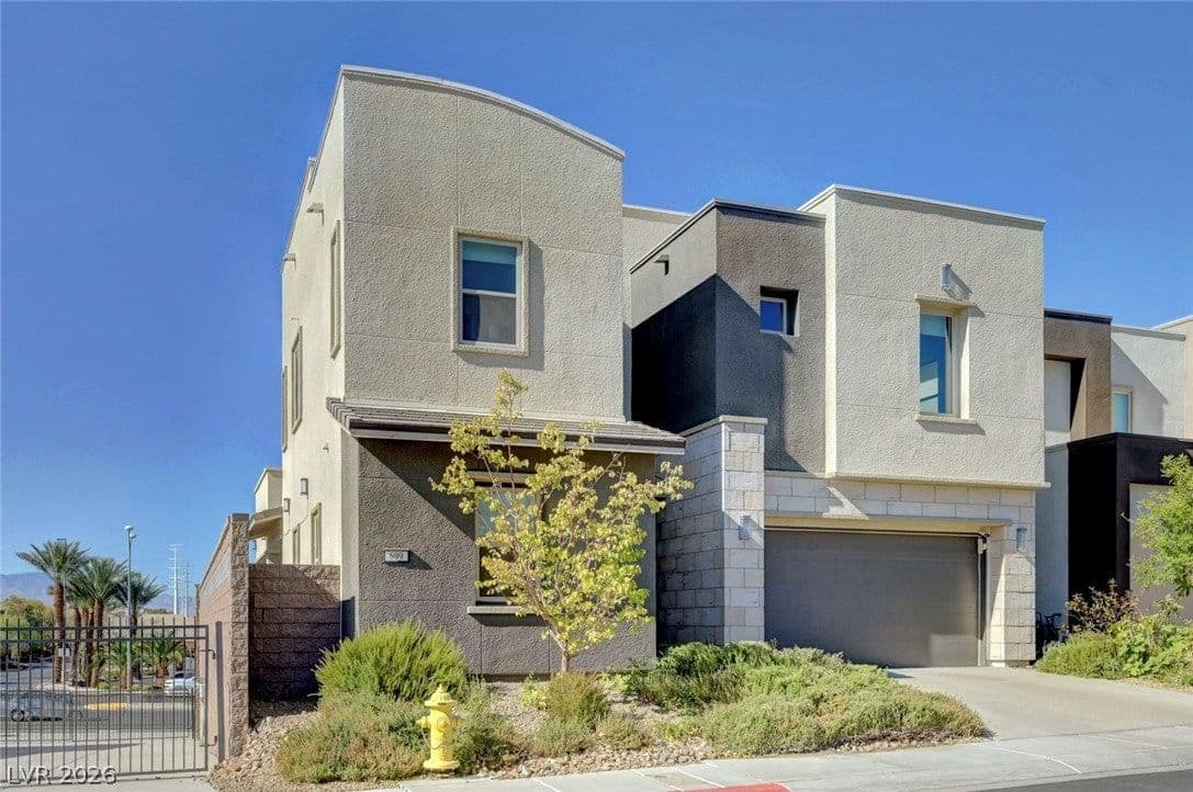 699 Glowing Horizon Street photo 2