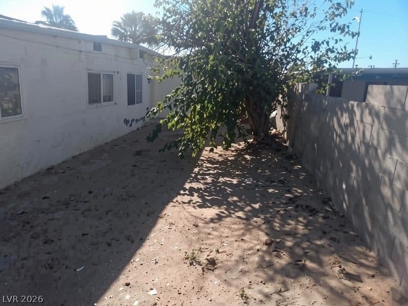 1317 Exley Avenue photo 4
