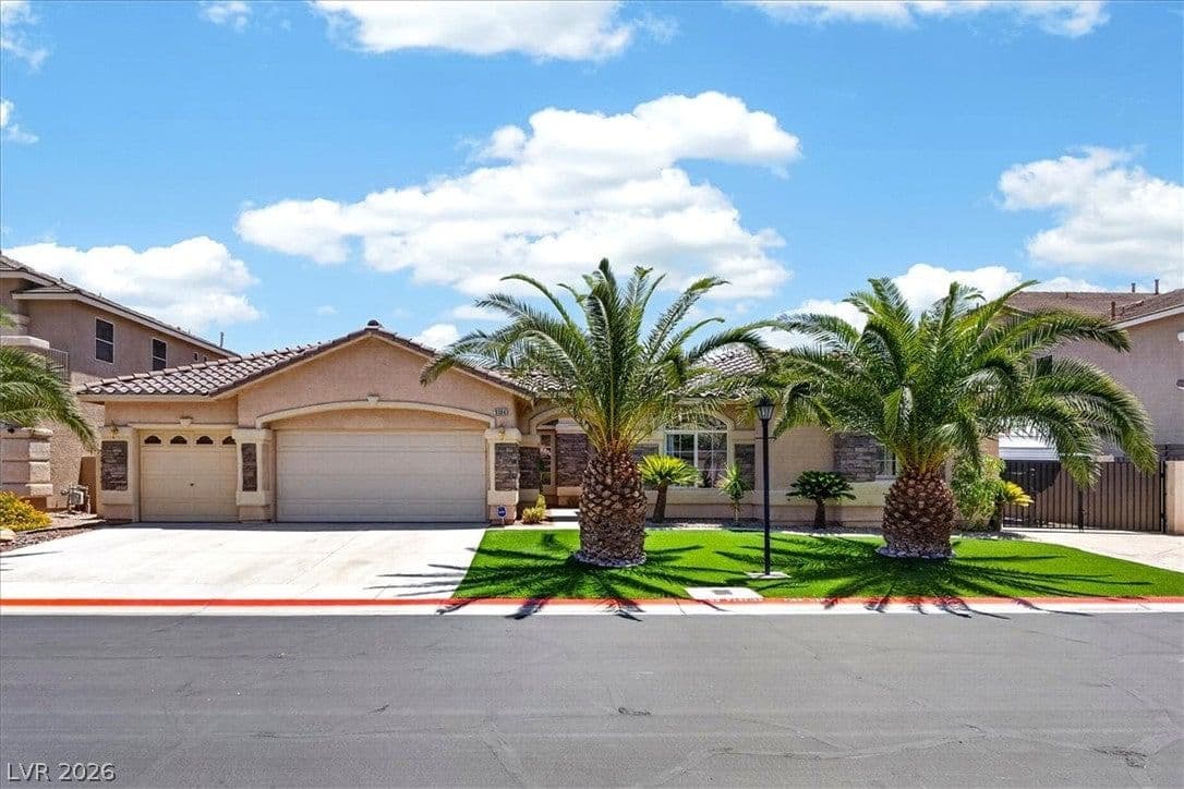 9304 Empire Rock Street photo 3