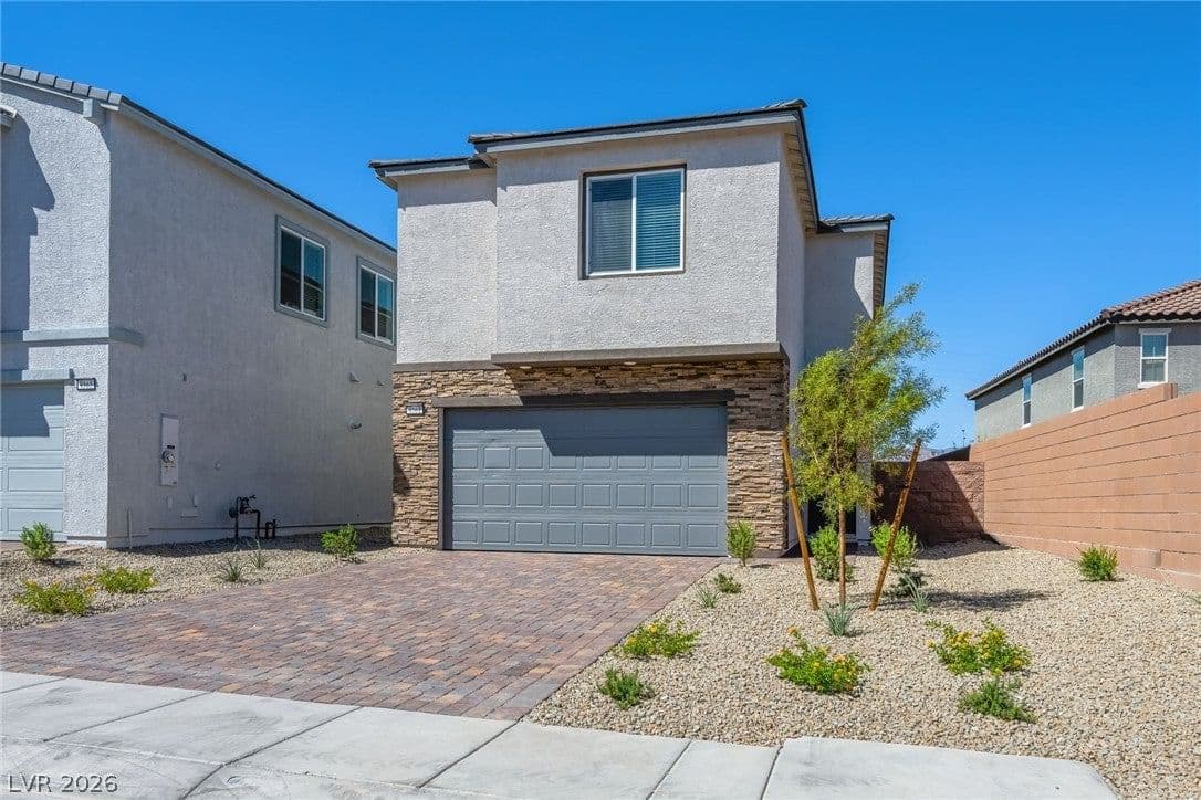 9561 Sagebrush Grove Street photo 2