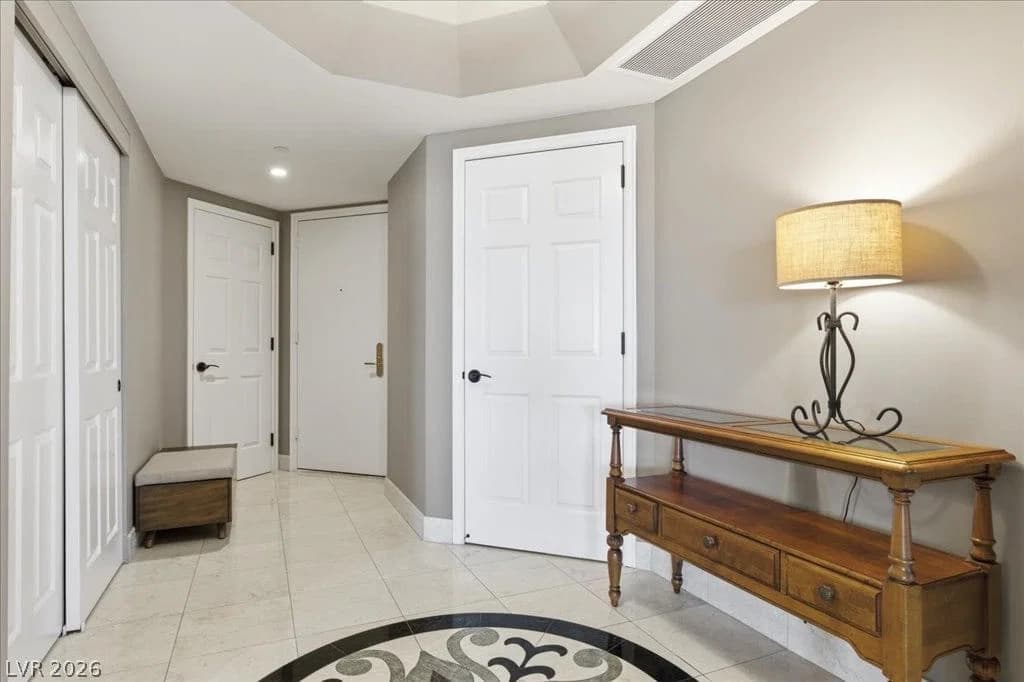 2857 Paradise Road photo 3
