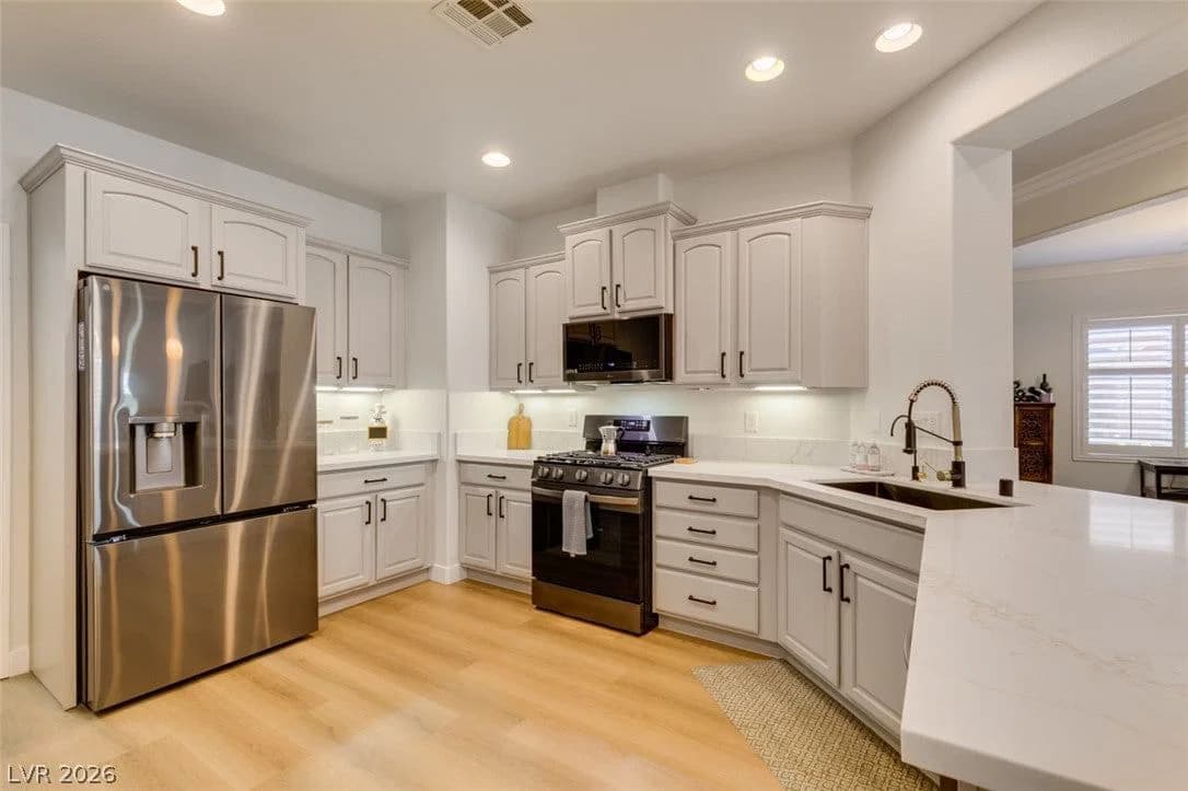 11253 Piper Peak Lane photo 4