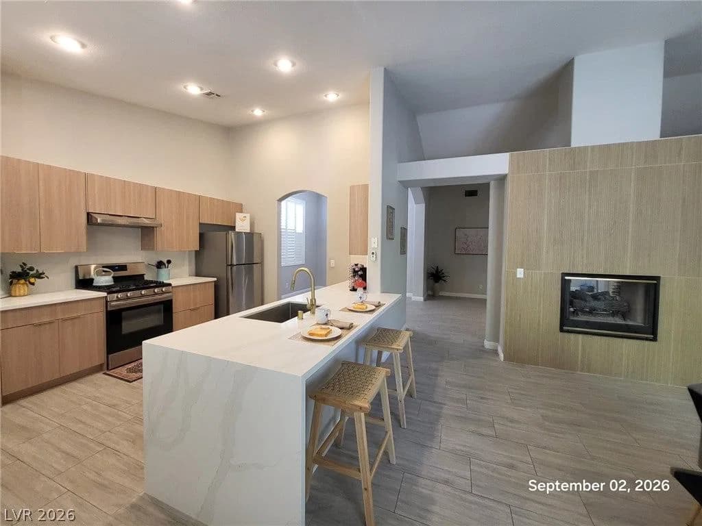 1813 Hill Canyon Lane photo 2