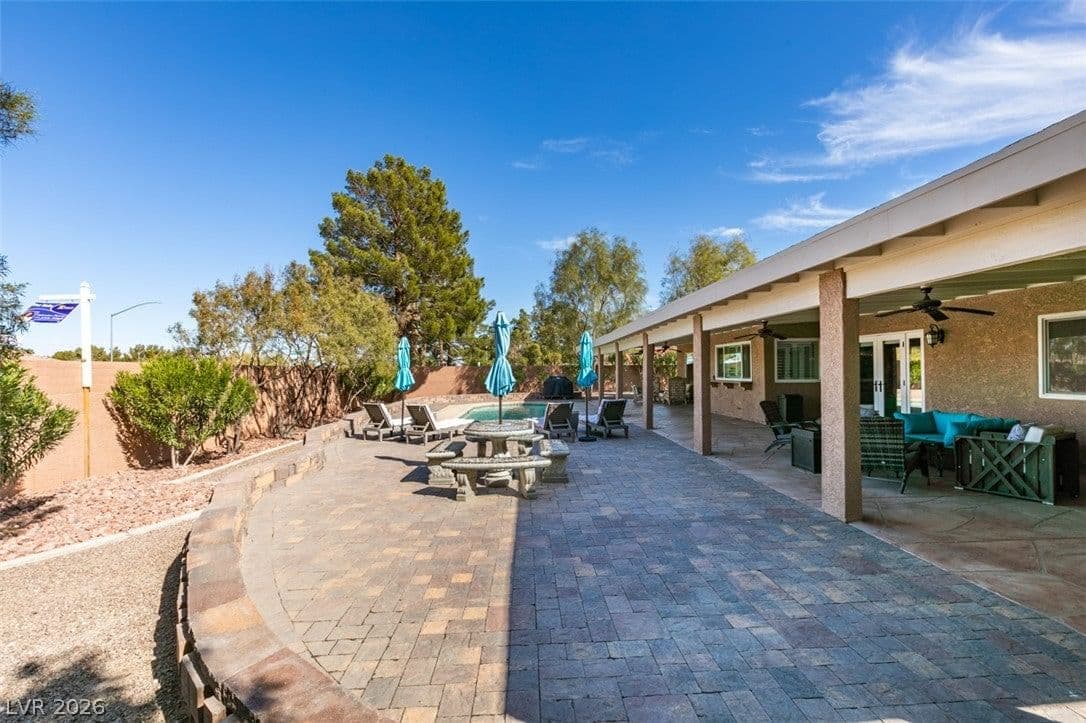 2246 Almart Circle photo 3