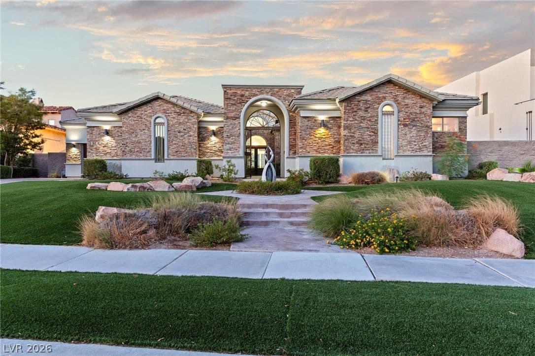 1358 Opal Valley Street photo 5