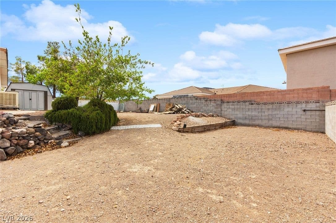 270 Middleton Drive photo 2