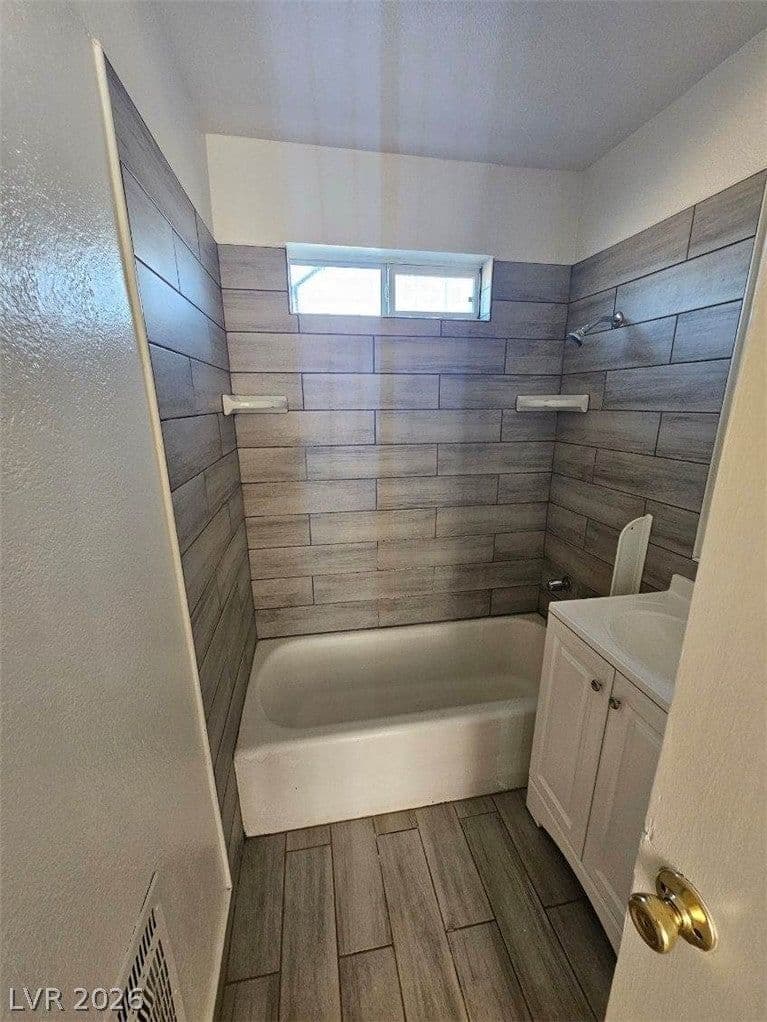 709 11th Street photo 2