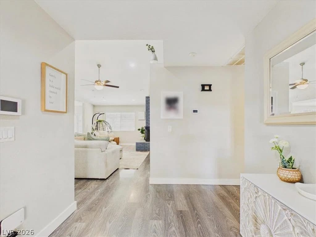 2402 El Tesoro Court photo 4