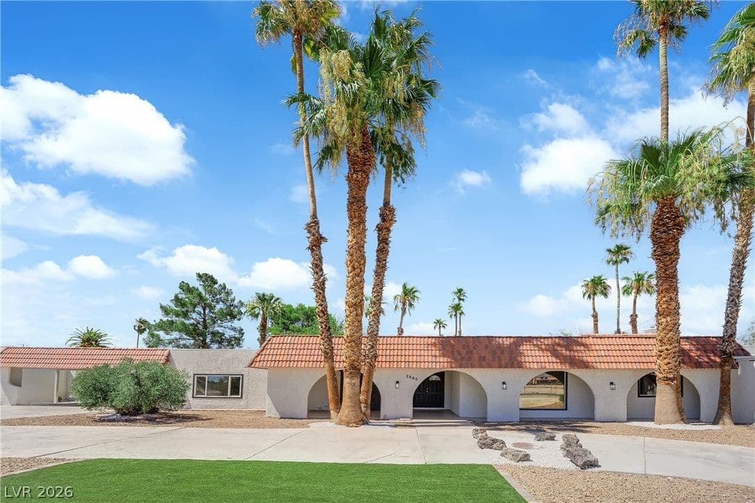 2880 Casey Drive