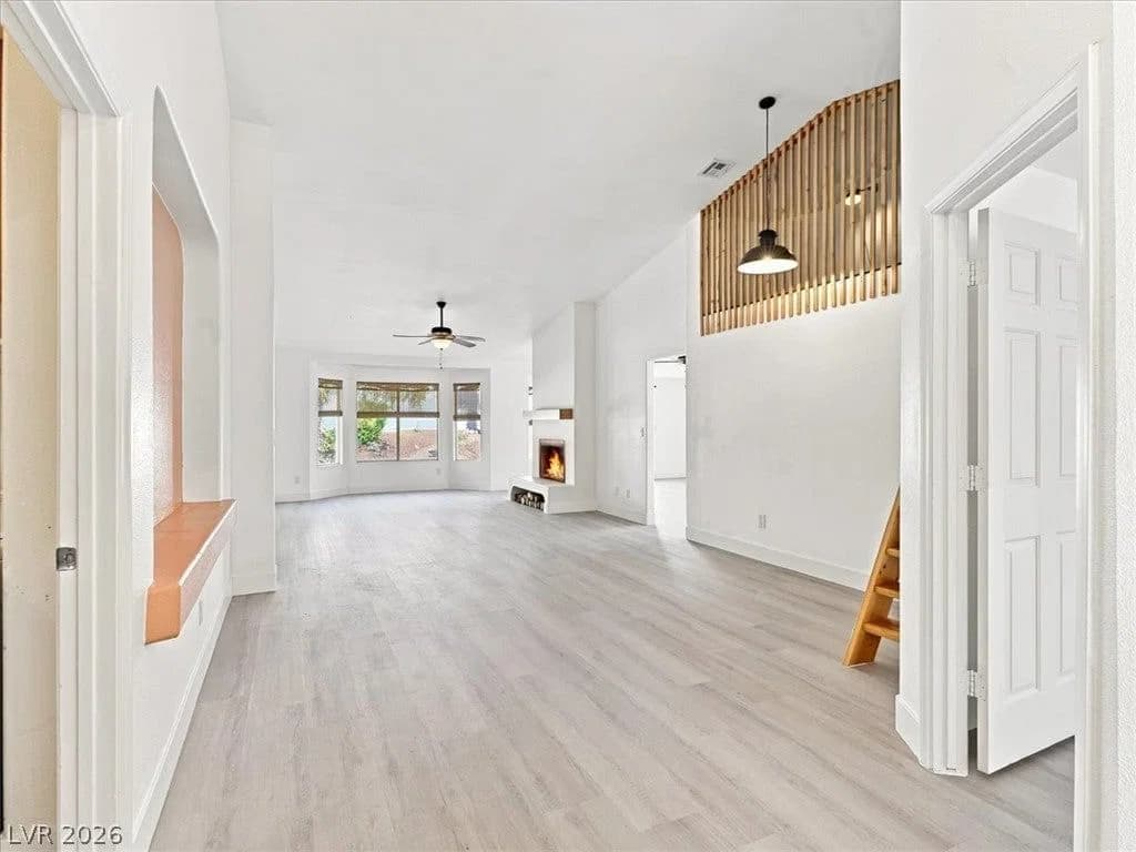 274 Plaza Napoli Court photo 3