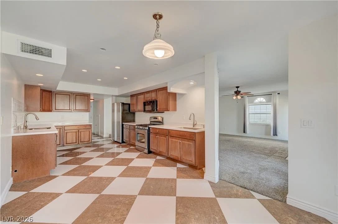 8716 Nautical Bay Lane photo 5