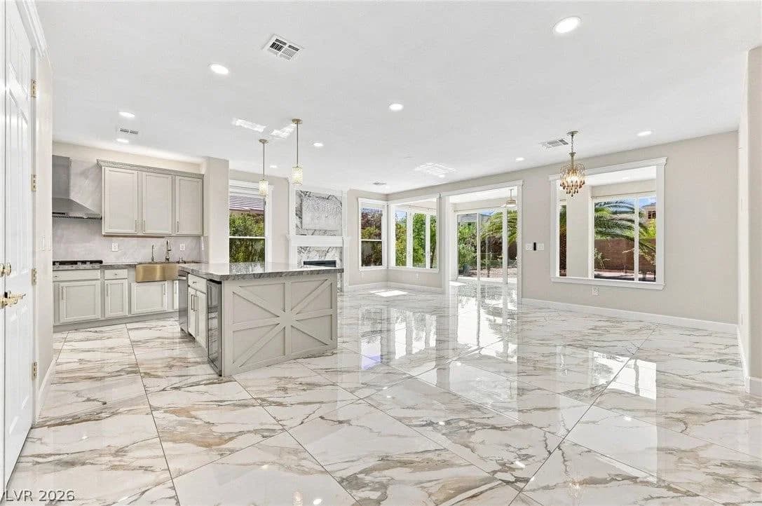 4853 Denaro Drive photo 3