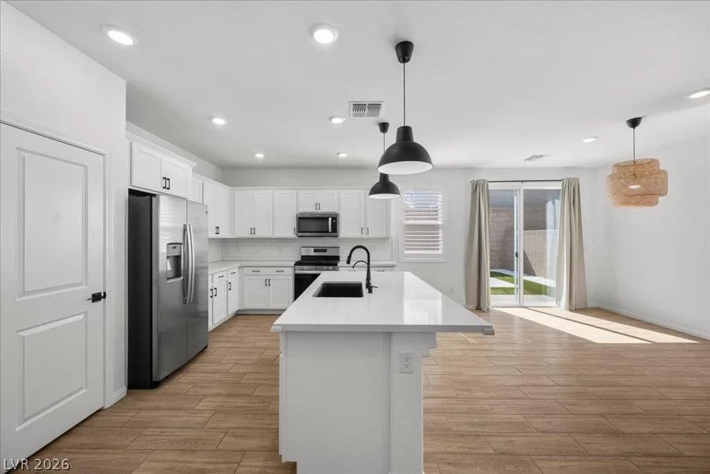 4227 Tarim Street photo 5