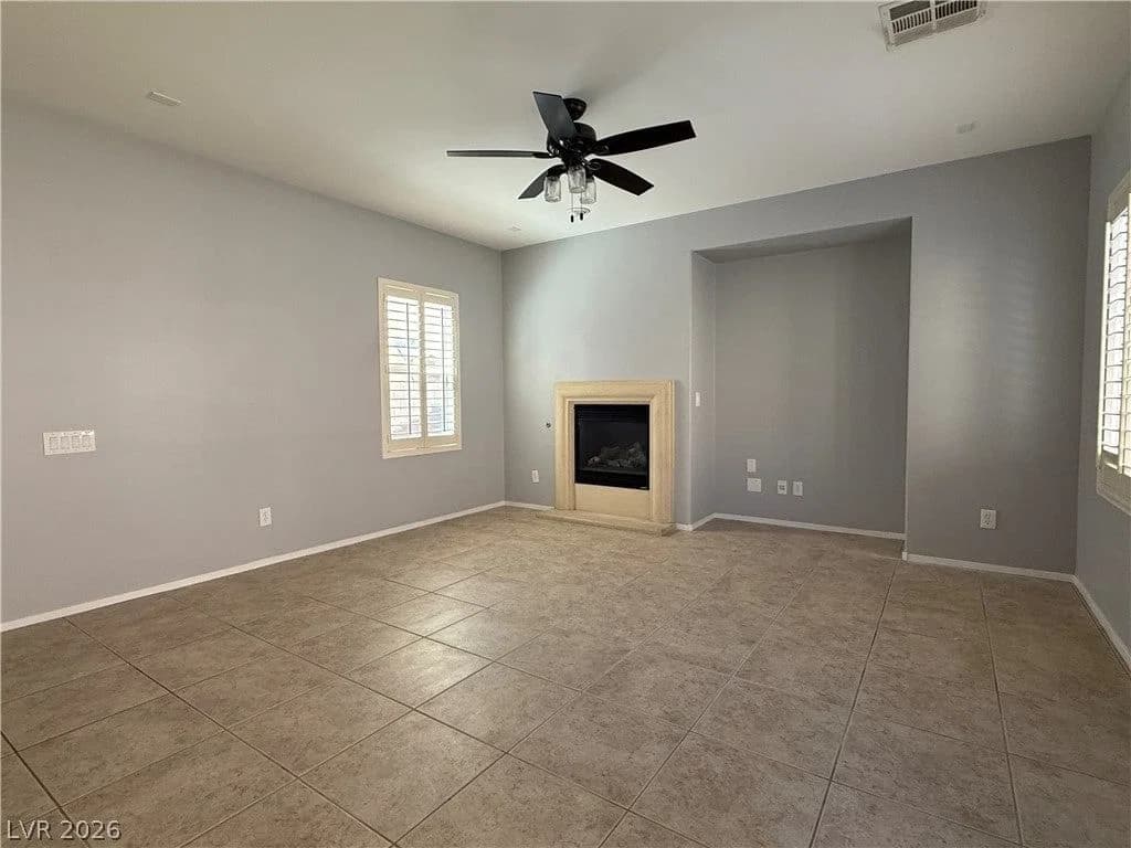 2482 Denholme Street photo 4