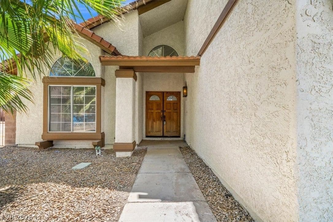 334 Moreno Court photo 3