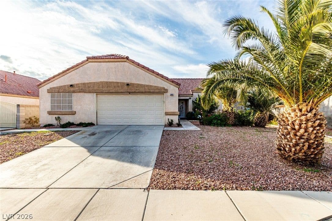 5931 Whalers Drift Street photo 2