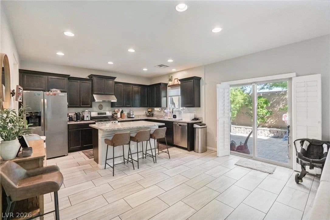 6898 Linda Creek Court photo 5