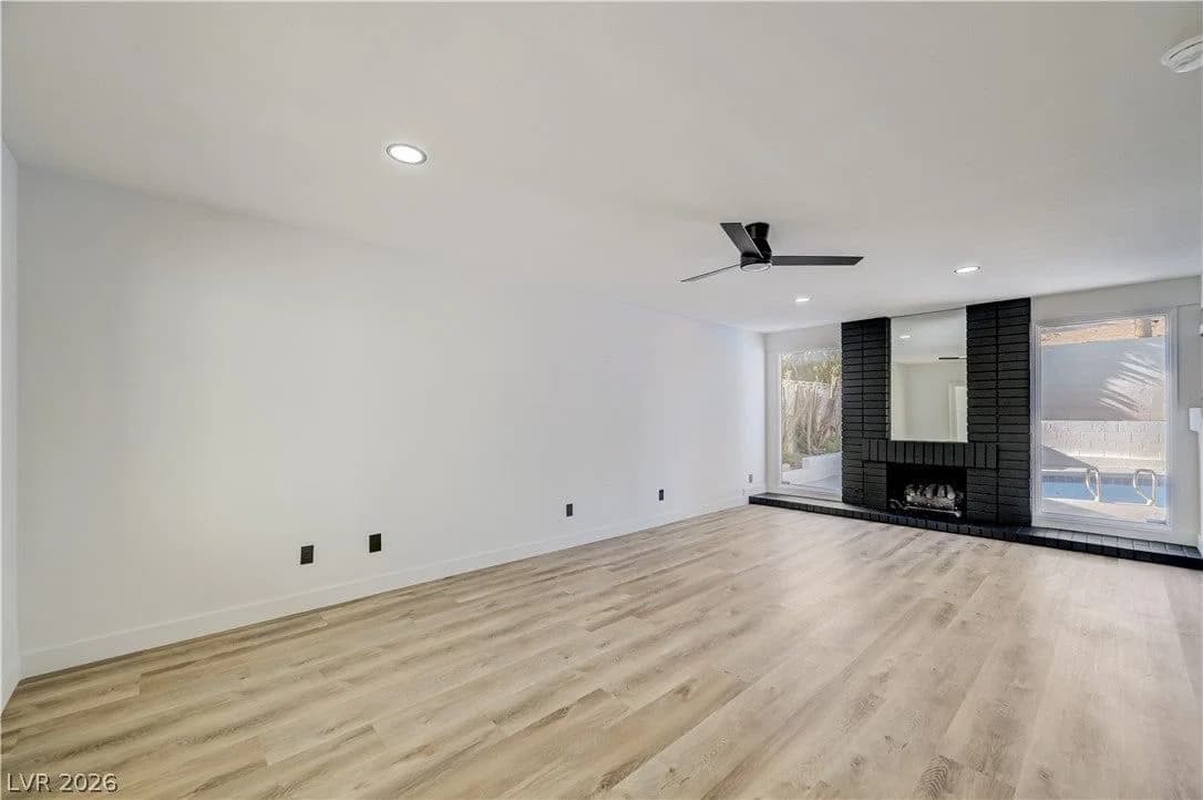 3846 Valley Meadow Drive photo 5