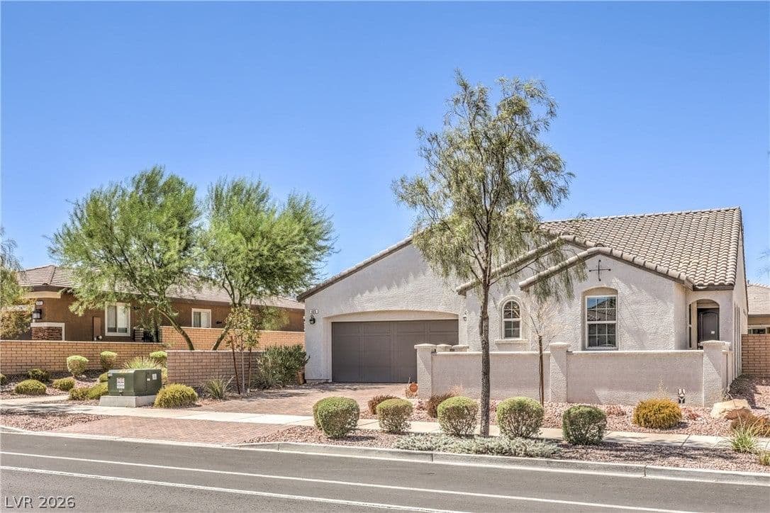 605 Cadence Vista Drive photo 2