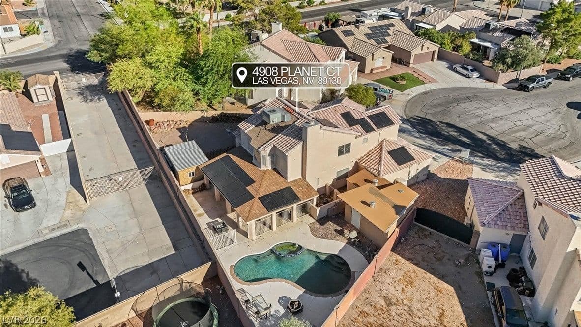 4908 Planet Court photo 4