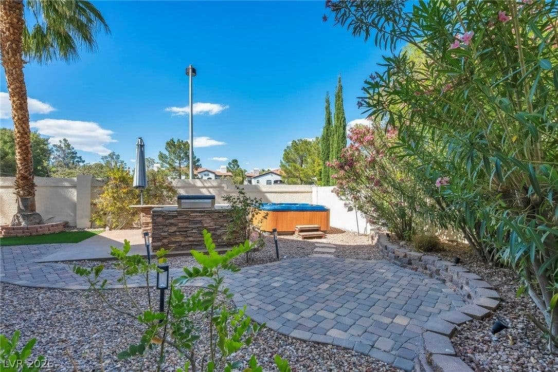 1300 Sun Copper Drive photo 5