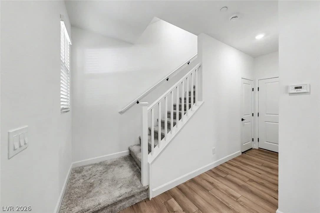 1437 Whistling Kite Street photo 5