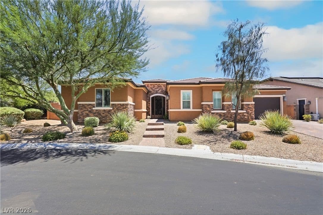 6930 Summer Sky Street photo 2
