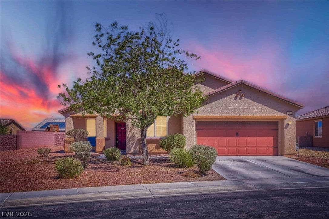 3920 Ropers Ranch Street photo 4