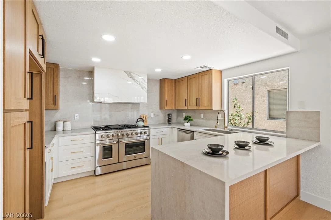 3033 Misty Harbour Drive photo 5