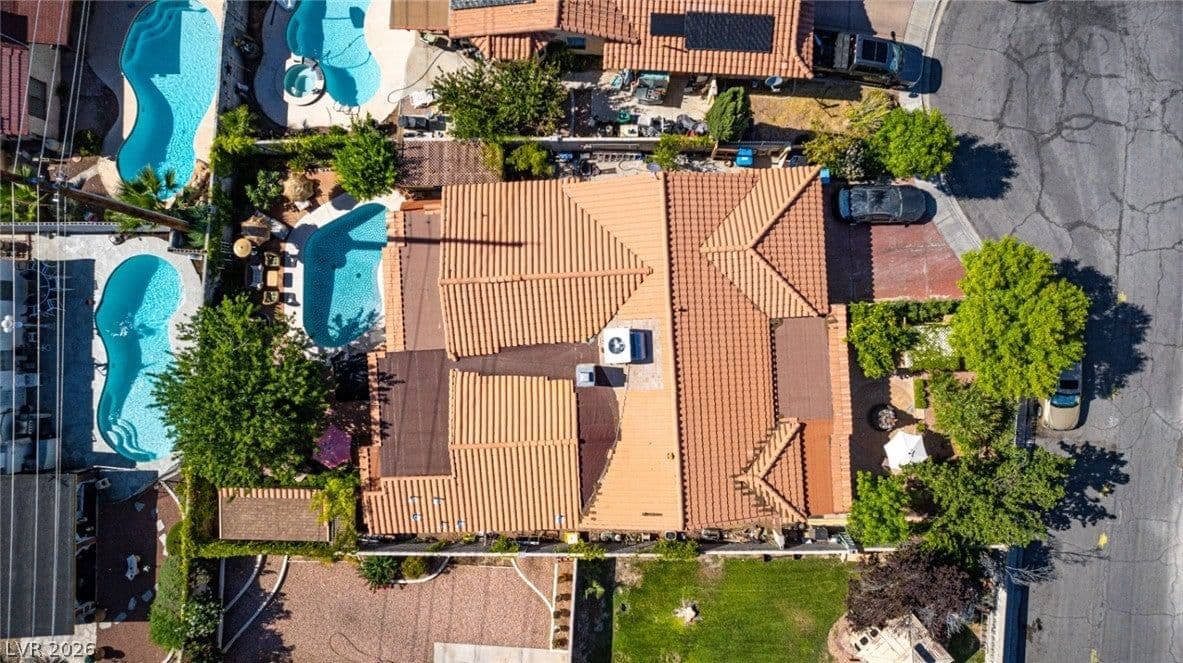 3877 Platis Circle photo 2