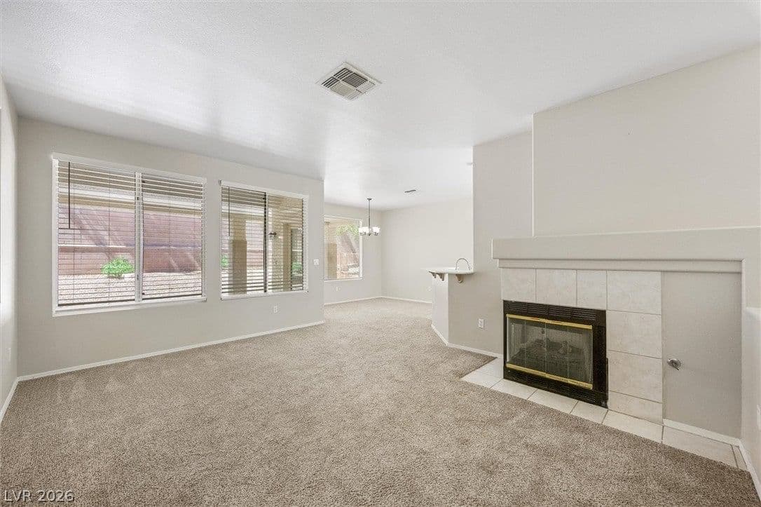 495 Elm Crest Place photo 5