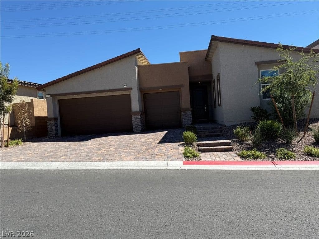 6136 Amelia Pointe Street photo 2