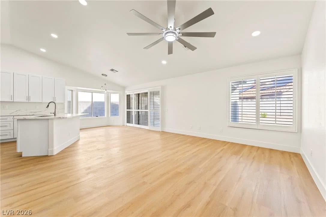 4330 Cobblehill Way photo 5
