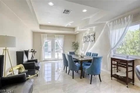 4068 Spitze Drive photo 4