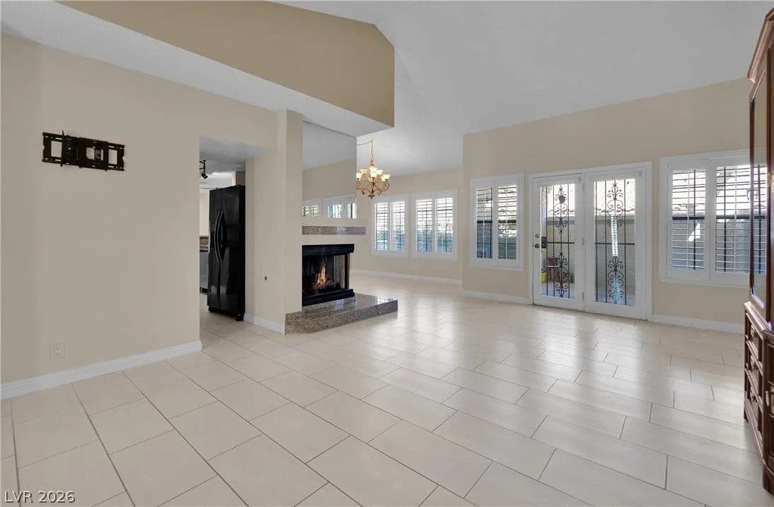 3125 La Mancha Way photo 5