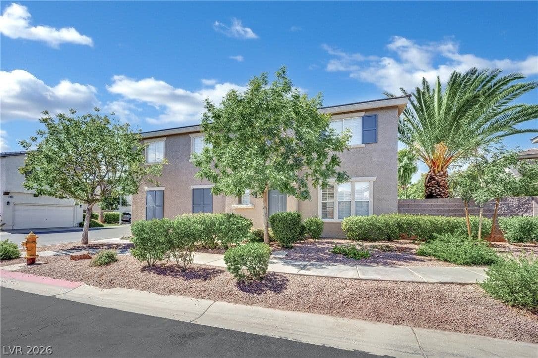 1240 Las Brisas Court photo 3