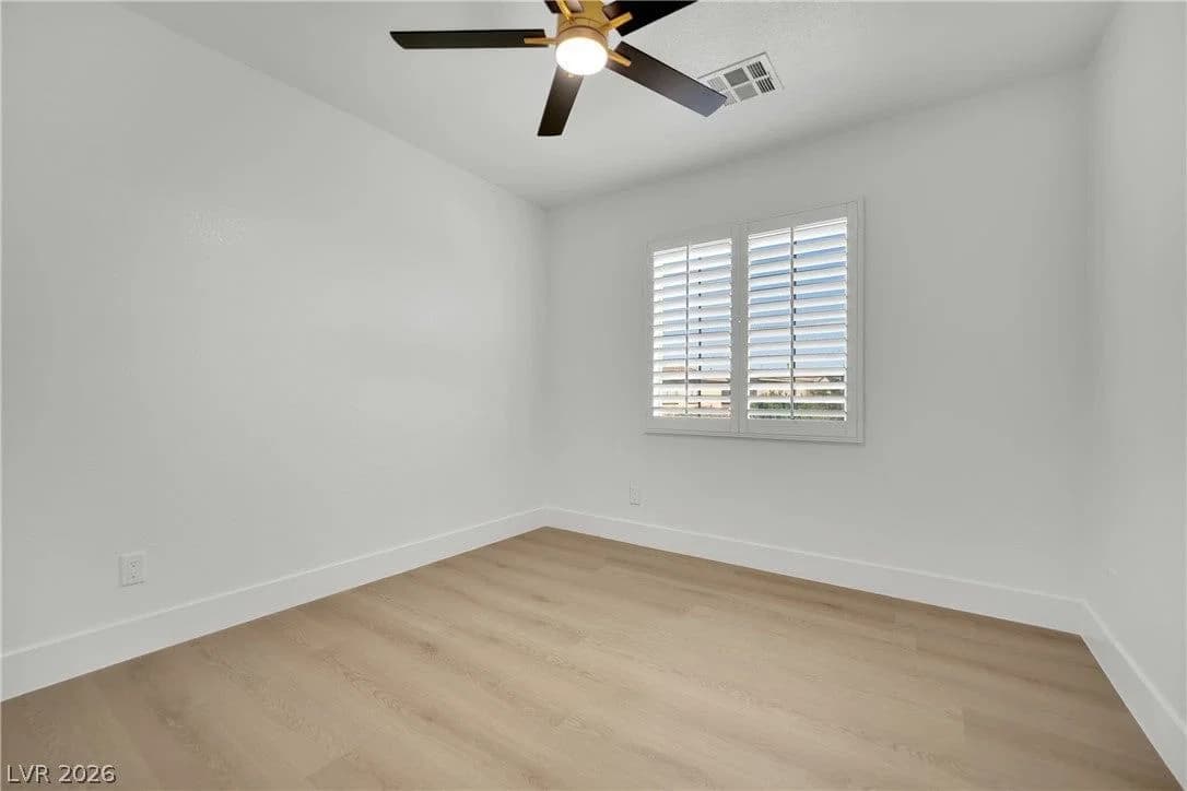 1240 Las Brisas Court photo 5