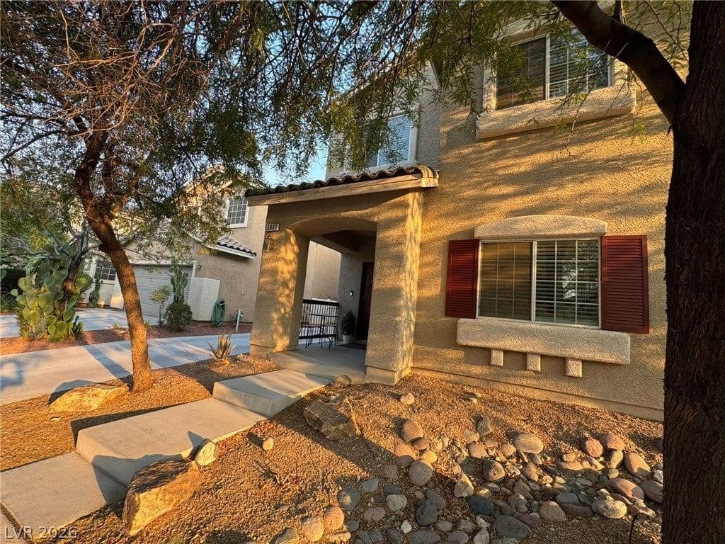 5037 Lower Falls Court photo 2