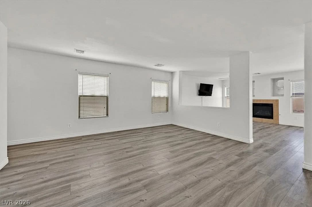 8917 Perfect Diamond Court photo 5