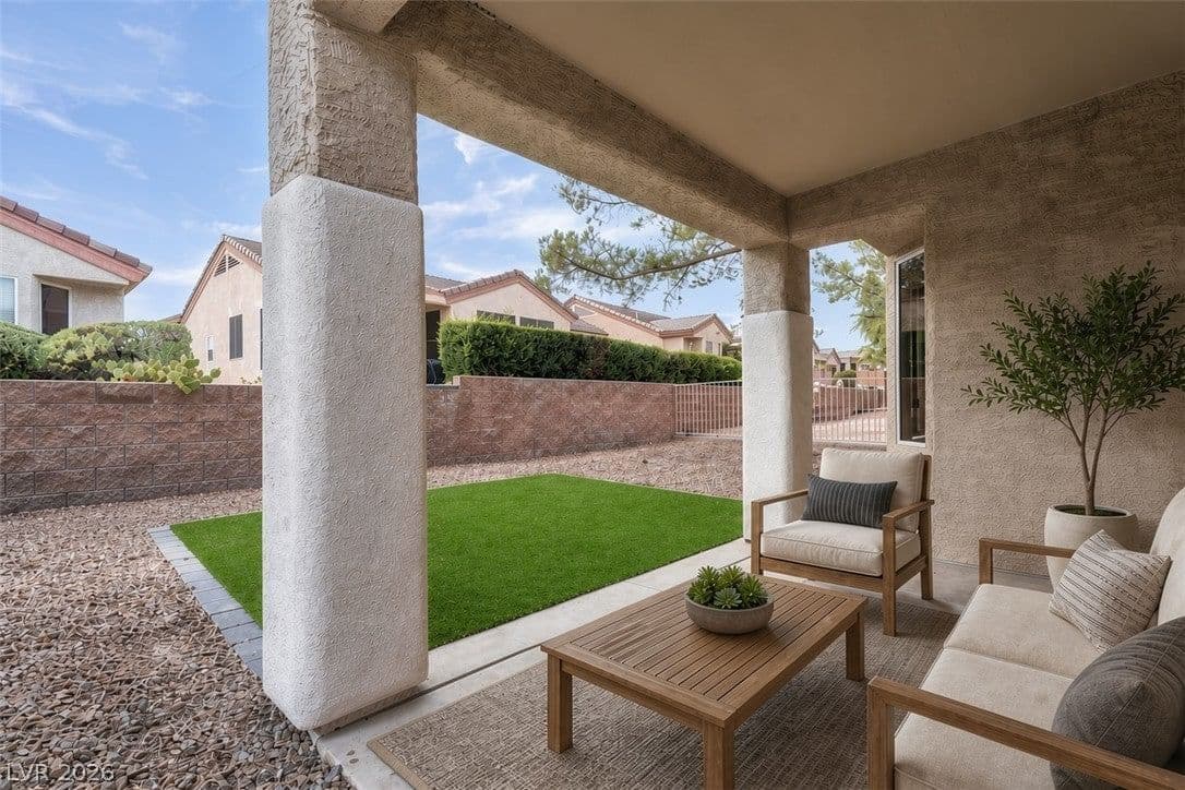 2139 Chapman Ranch Drive photo 4