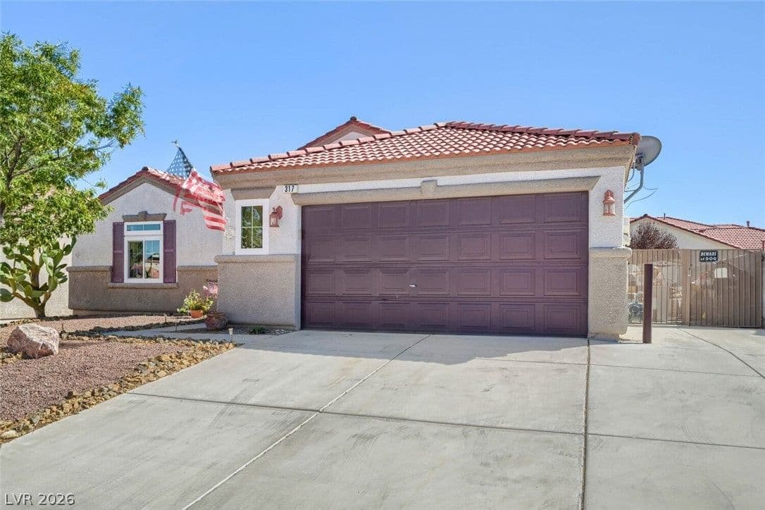317 Maritocca Avenue photo 2