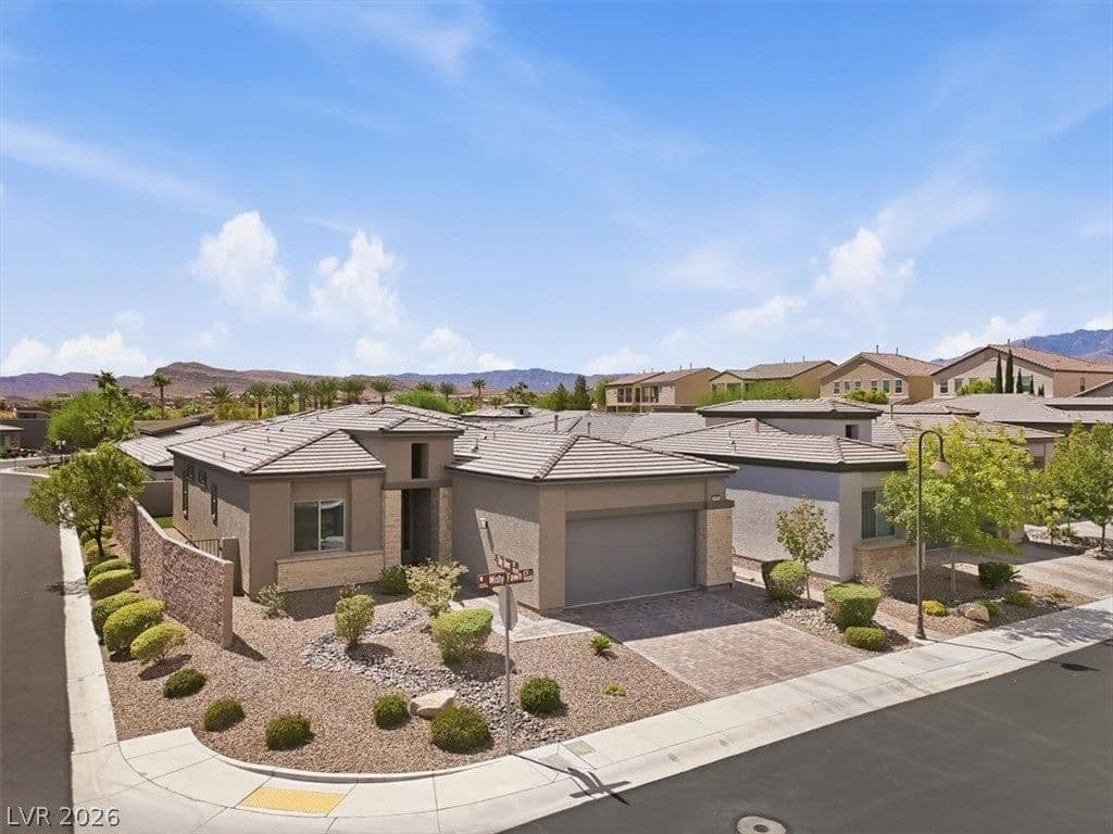 9065 Misty Fawn Court photo 5