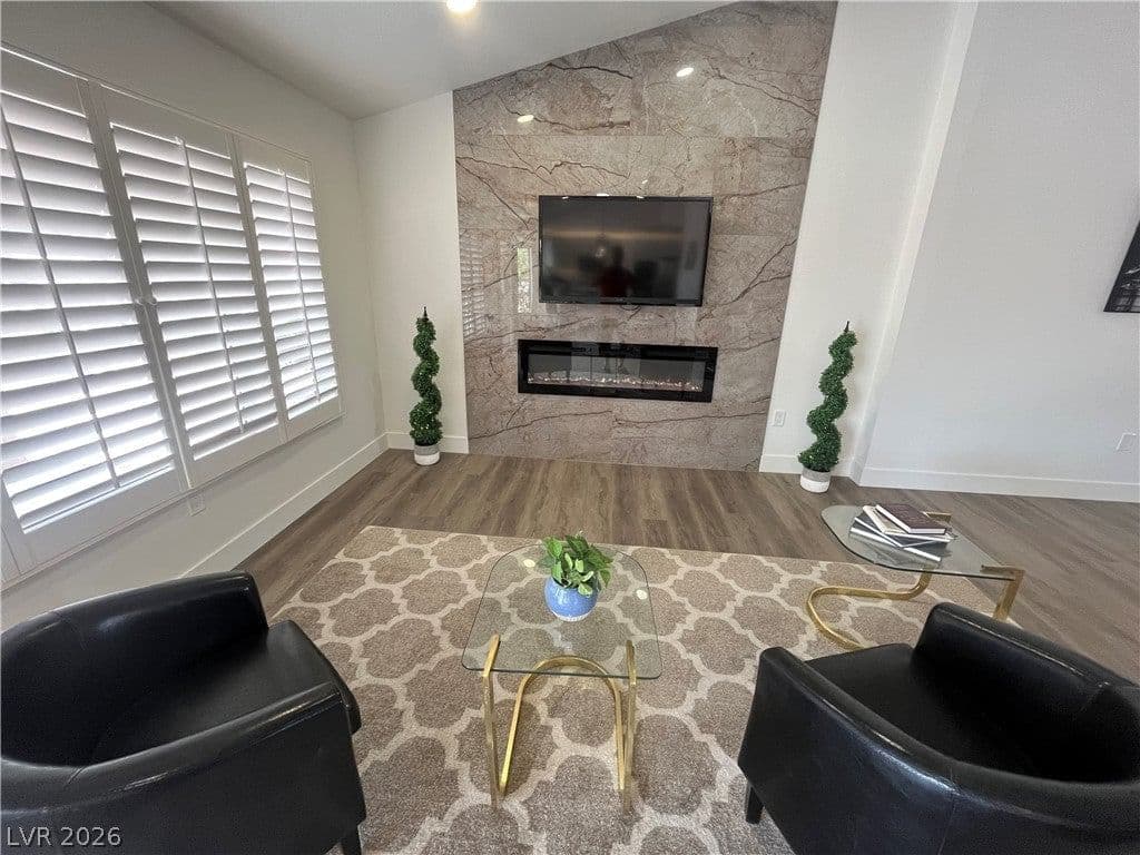 8500 Linderwood Drive photo 4
