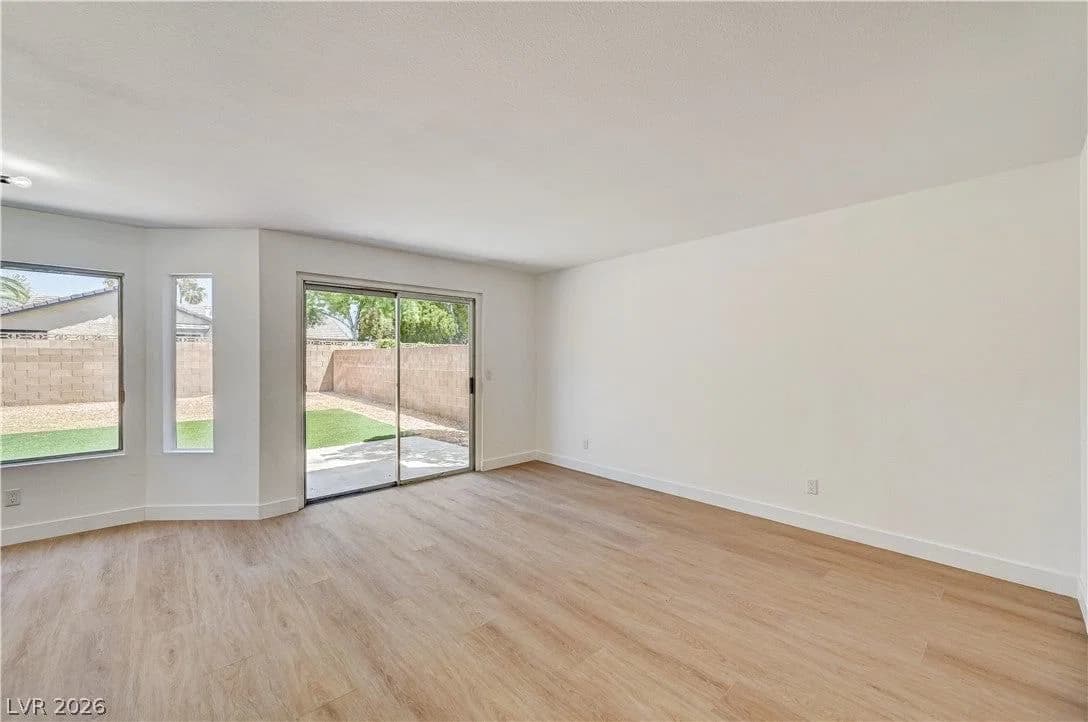 2840 Preciso Lane photo 4