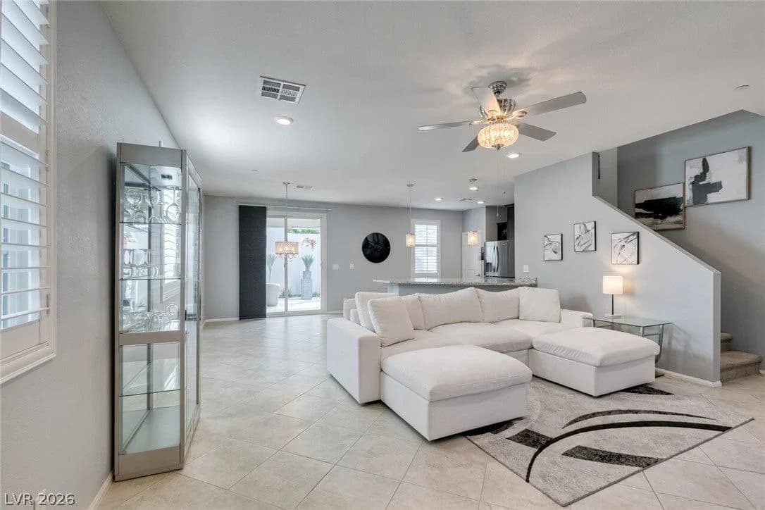 2927 Tranquil Brook Avenue photo 3