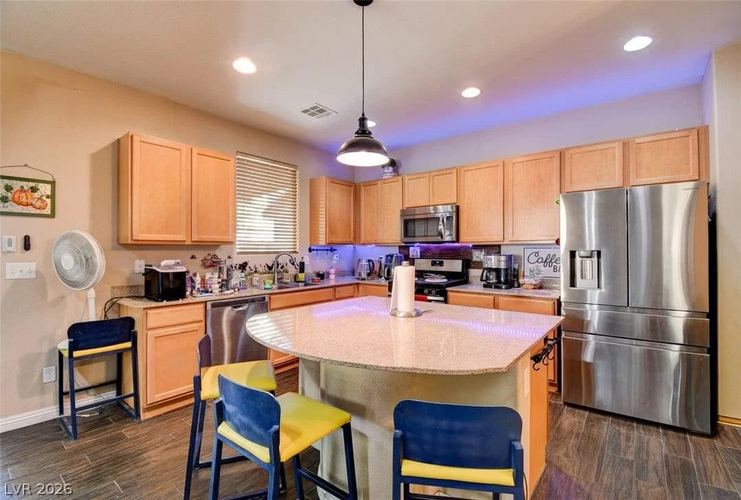 4128 Seclusion Bay Avenue photo 5